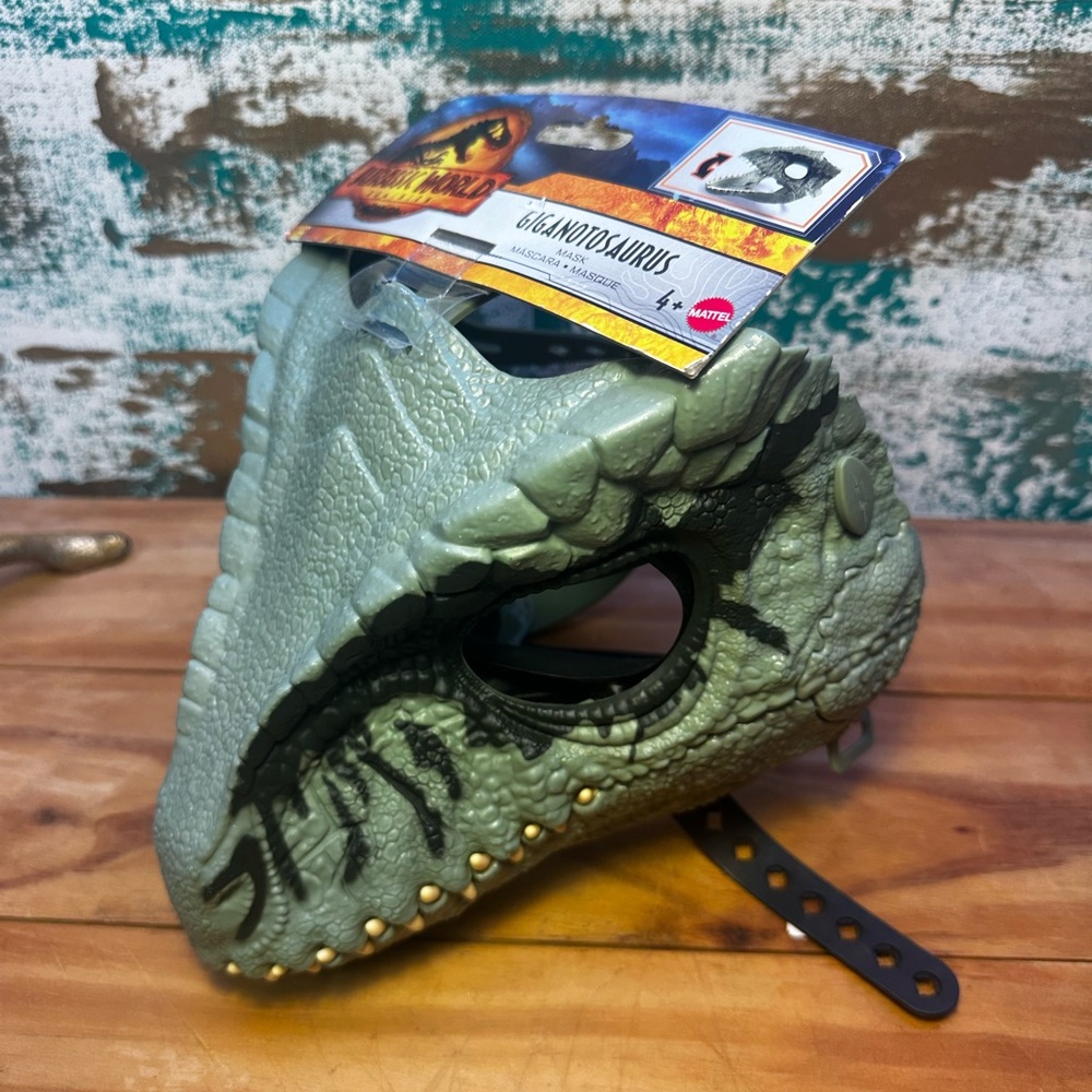 Jurassic world dinosaur costume face mask movable jaw green Giganotosarus